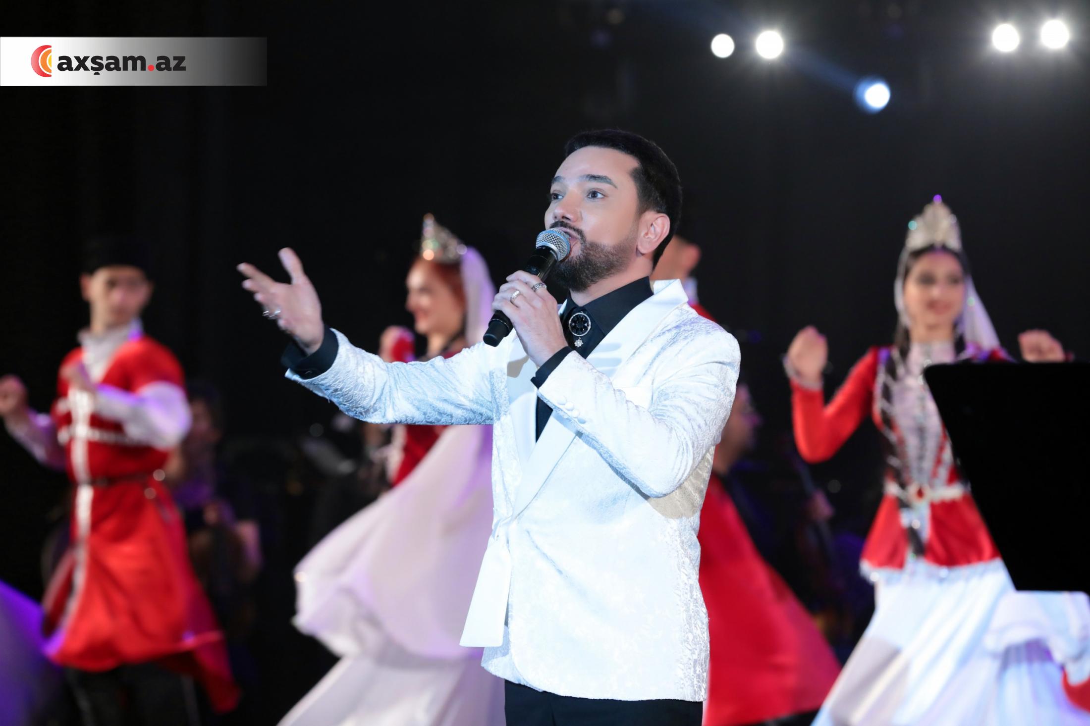 Xanım İsmayılqızının gecəsinə yığışdılar (FOTOLAR)