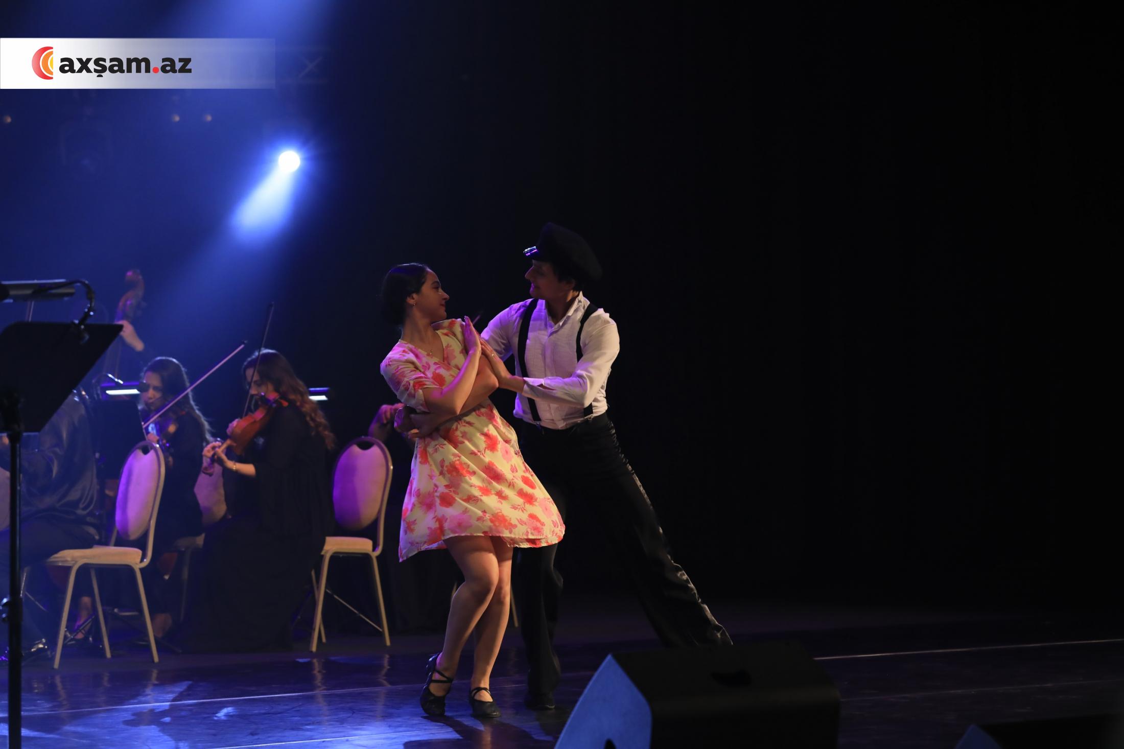 Xanım İsmayılqızının gecəsinə yığışdılar (FOTOLAR)