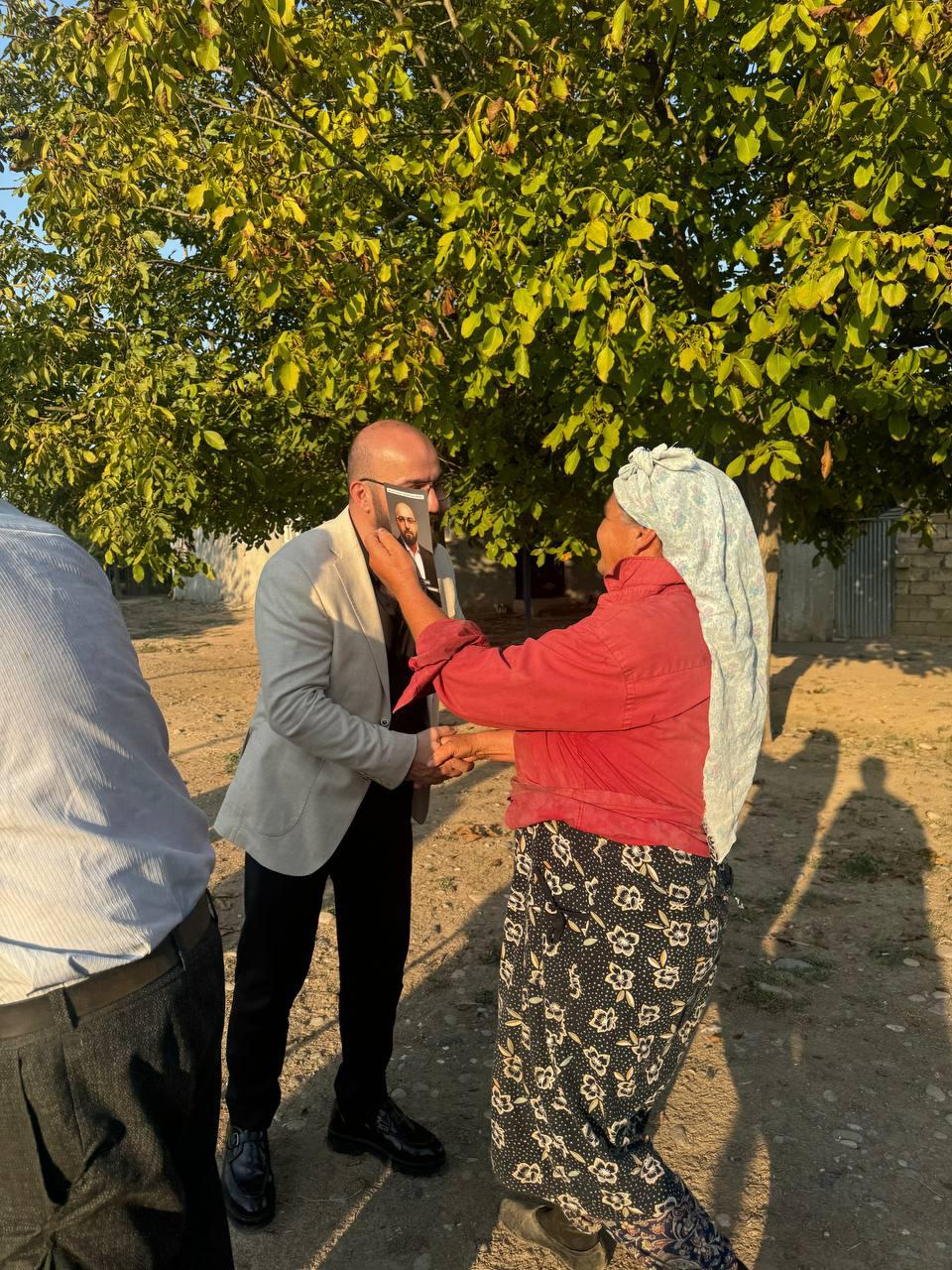 Vəkil, namizəd Sərdar İsmayılov seçicilərlə növbəti görüşü bu cür baş tutdu (FOTO/VİDEO)