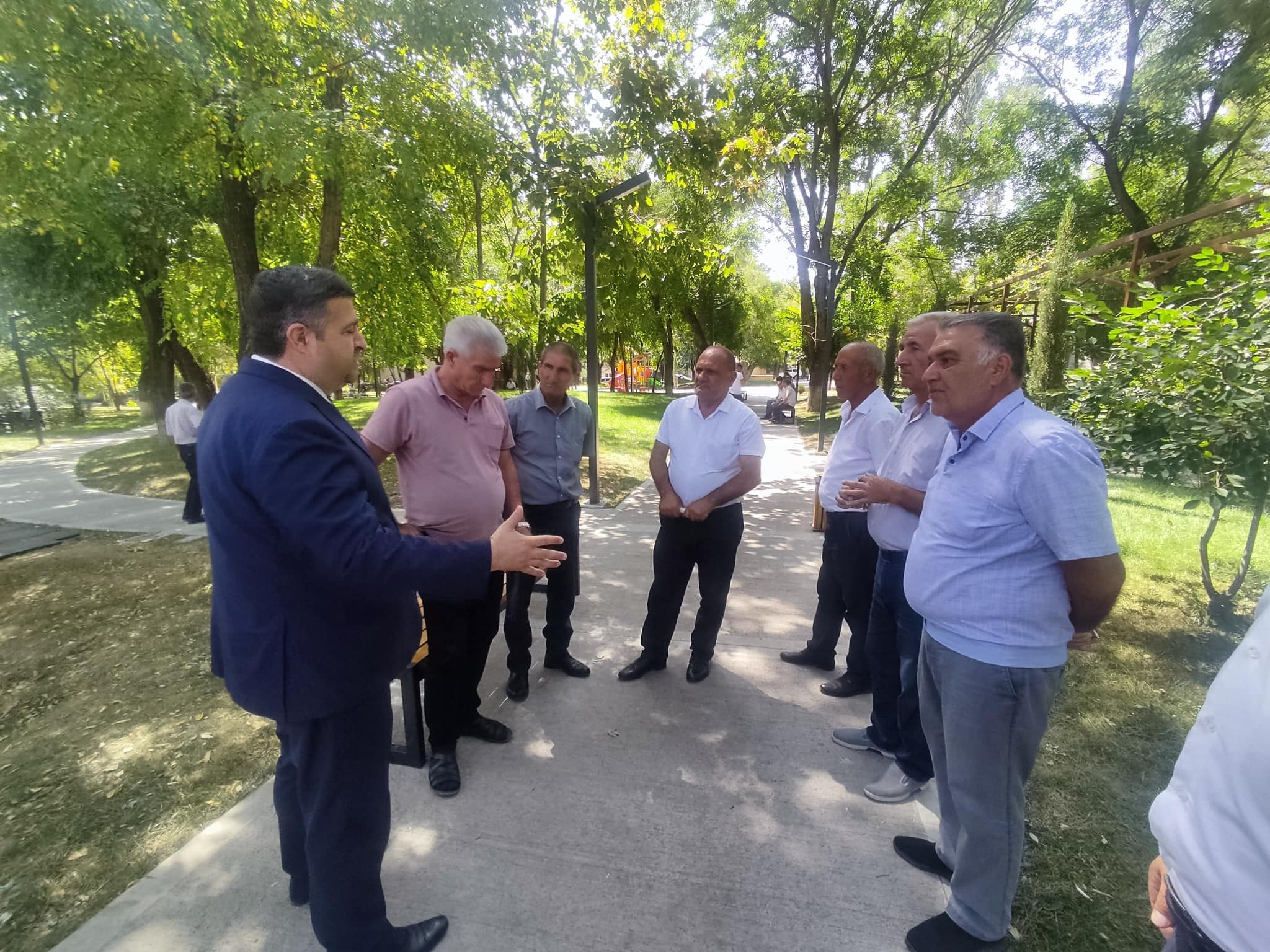 Şamaxılılar artıq Rauf Qurbanovu deputat kimi görür (FOTO/VİDEO)