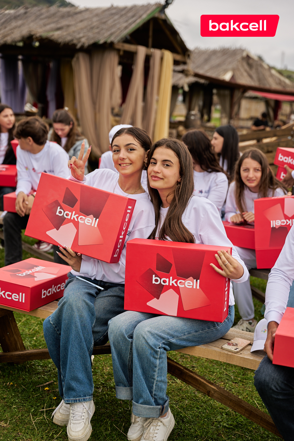 "Bakcell"in dəstəyi ilə şəhid övladları üçün yay düşərgəsi təşkil olunub
