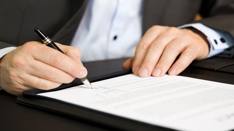 Əmək müqavilələrinin sayı 2 milyona çatır