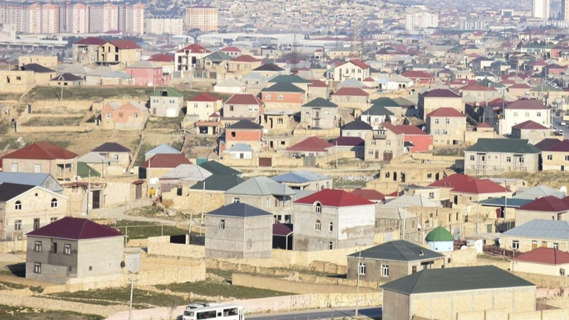 Dənizdə dalğanın hündürlüyü 4 metrə çatıb - FAKTİKİ HAVA