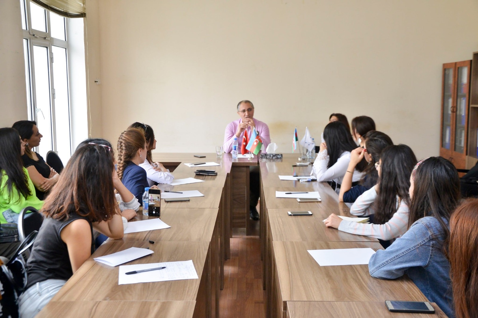 "Qadın-kişi münasibətlərinin ailənin sağlam formalaşmasında rolu" mövzusunda seminar keçirildi
