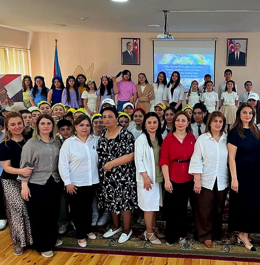 100 nömrəli tam orta məktəbdə 