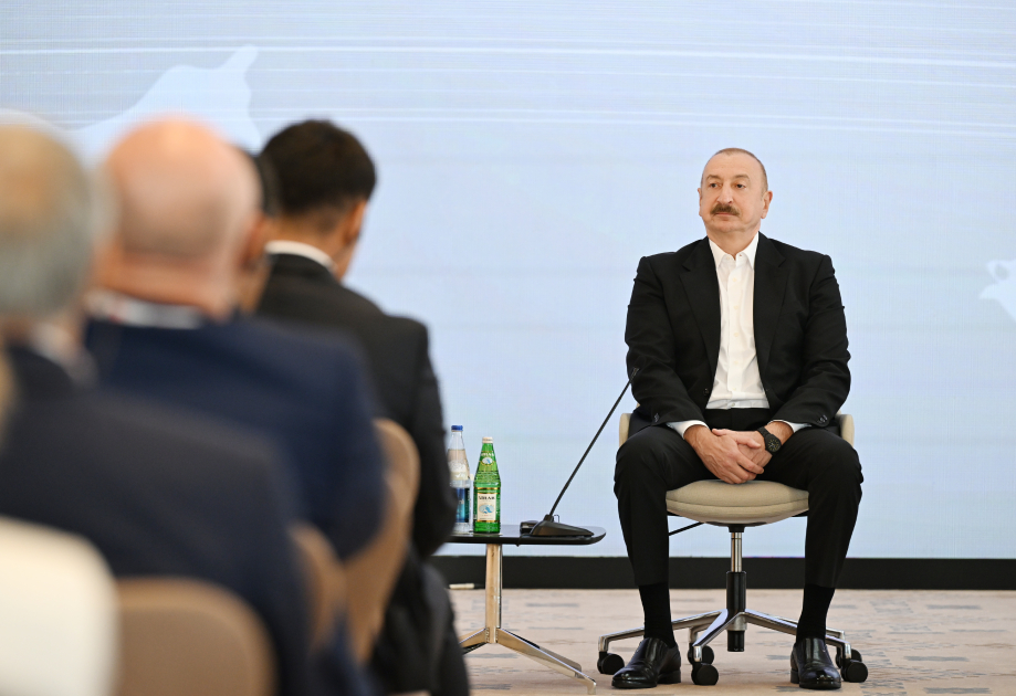 İlham Əliyevin III Şuşa Qlobal Media Forumunun iştirakçıları ilə görüşü oldu (YENİLƏNİB)