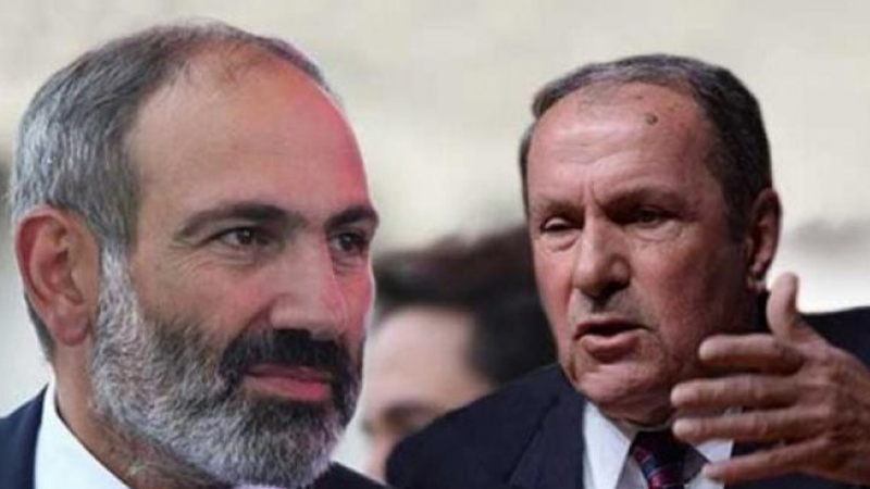 Ter-Petrosyan birdən-birə niyə Paşinyana qarşı çıxmağa başlayıb?
