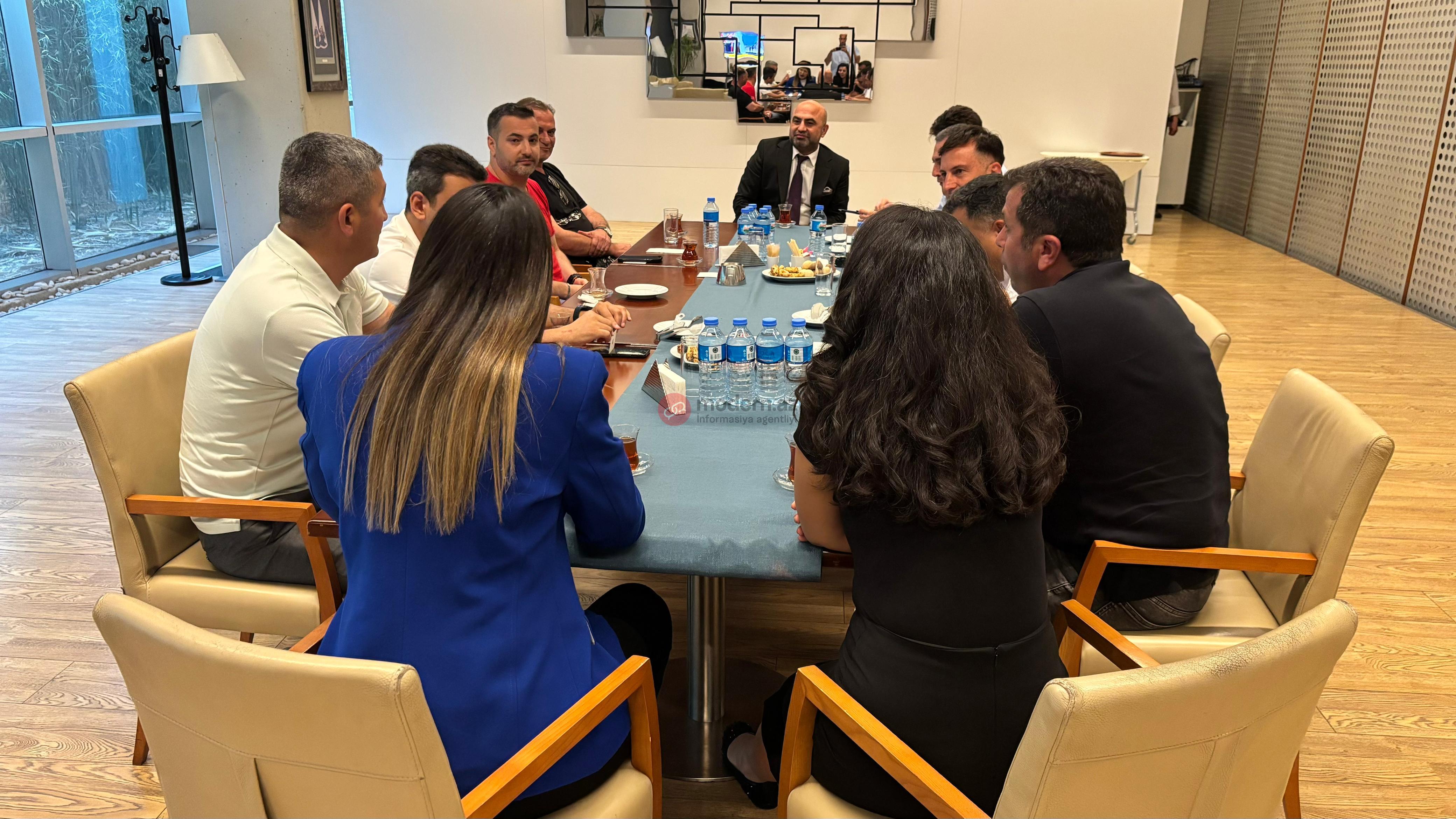 Azərbaycanlı qazi jurnalistlər AA, CNN TÜRK, Azərbaycan evində (FOTO)