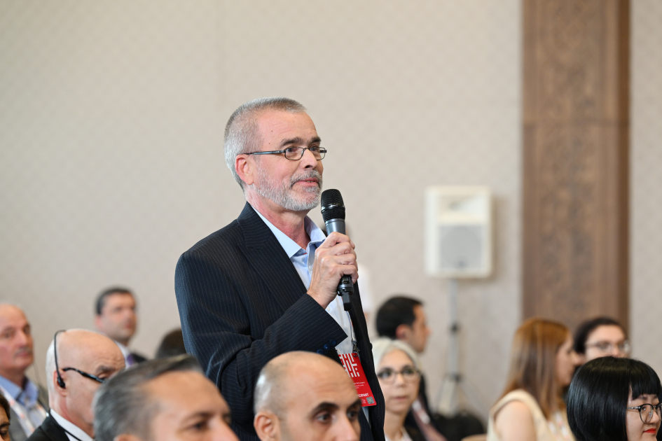İlham Əliyevin III Şuşa Qlobal Media Forumunun iştirakçıları ilə görüşü oldu (YENİLƏNİB)