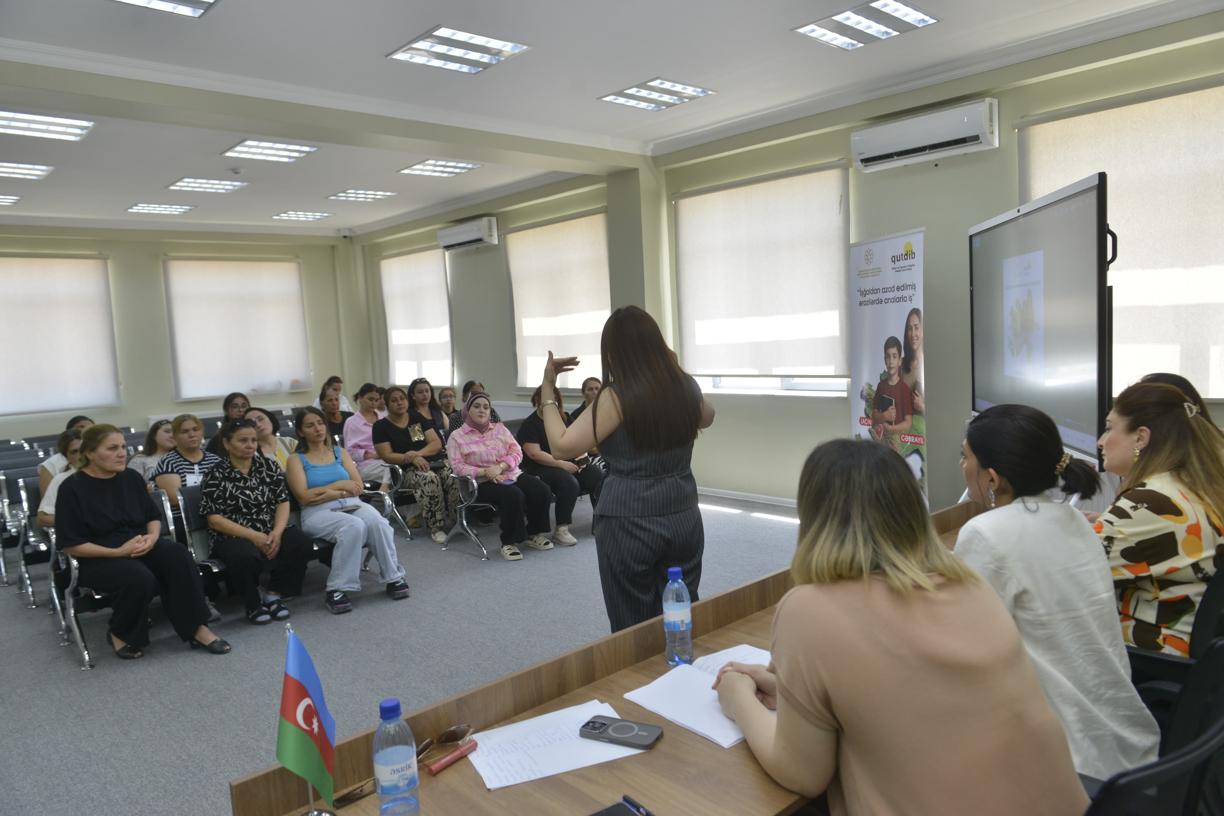 Zəngilanda analar üçün maarifləndirmə və psixoloji dəstək təlimləri keçirildi (FOTO)