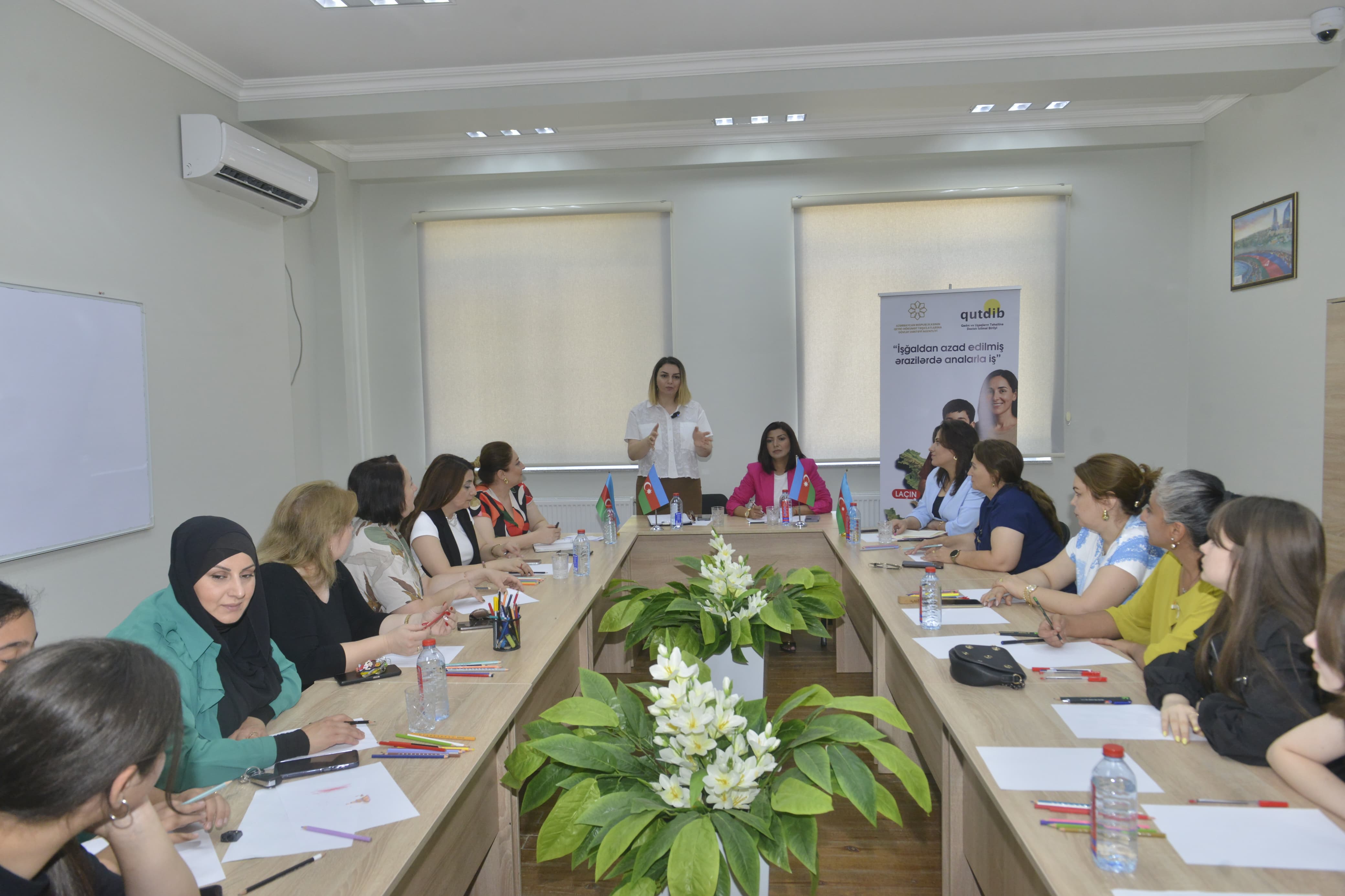 Zəngilanda analar üçün maarifləndirmə və psixoloji dəstək təlimləri keçirildi (FOTO)