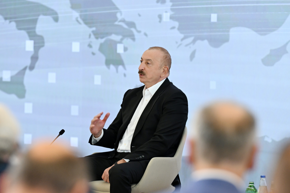 İlham Əliyevin III Şuşa Qlobal Media Forumunun iştirakçıları ilə görüşü oldu (YENİLƏNİB)