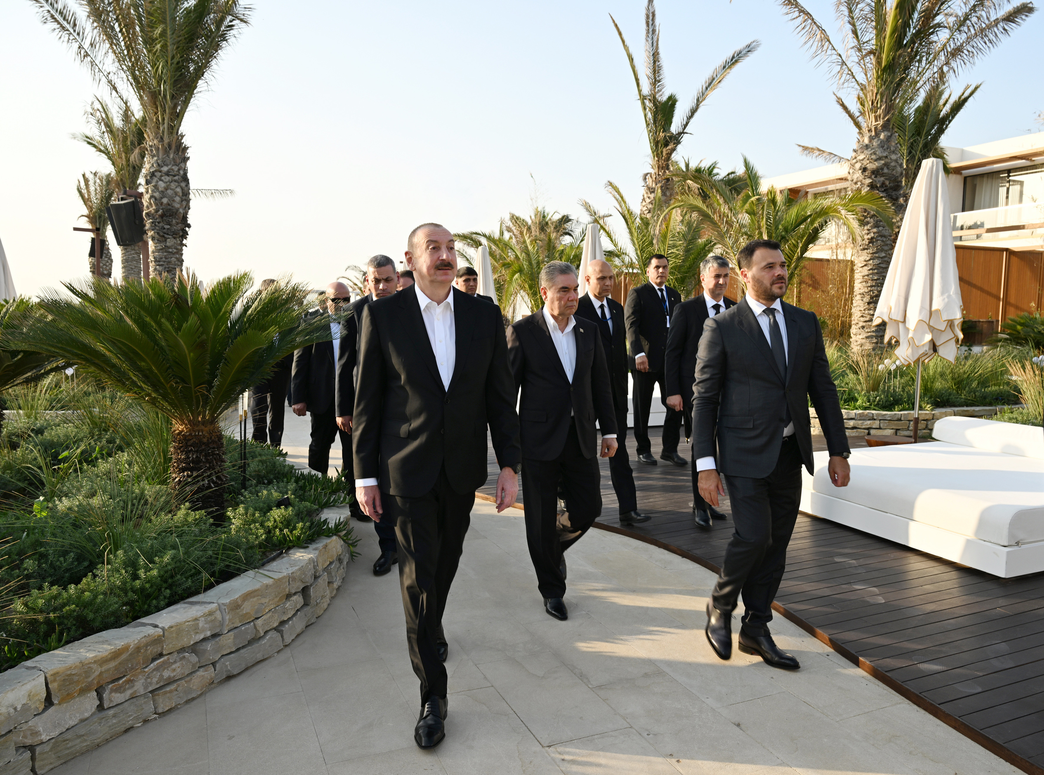 Azərbaycan Prezidenti və Türkmənistan Xalq Məsləhətinin sədri “Sea Breeze”də olublar (FOTO)