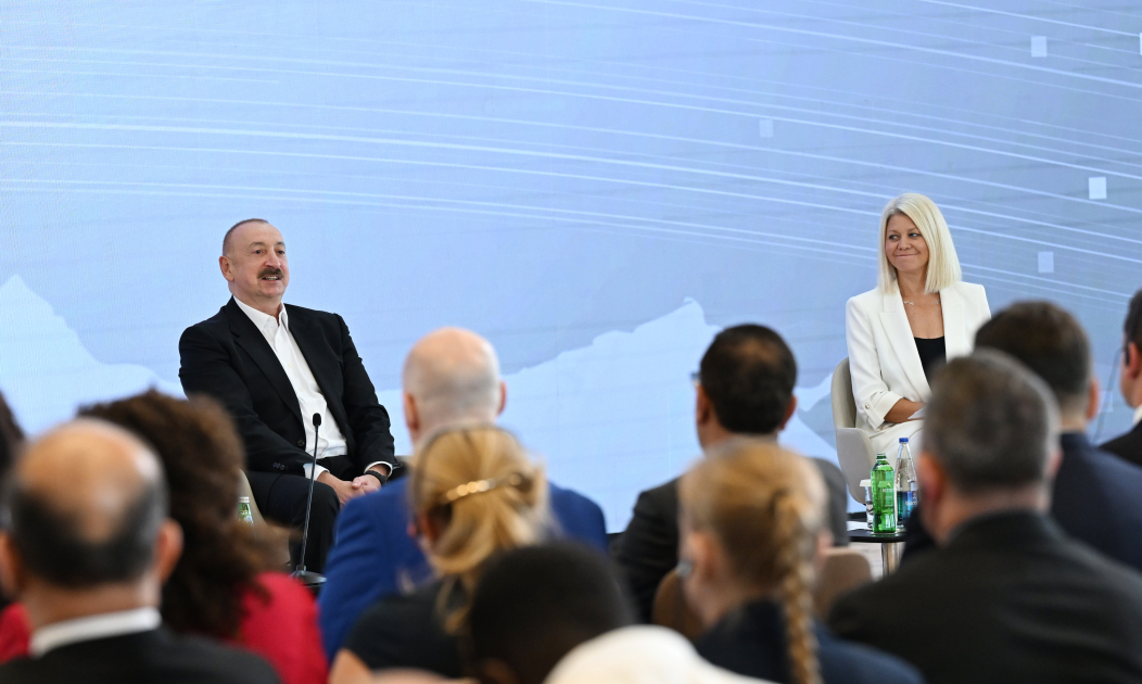 İlham Əliyevin III Şuşa Qlobal Media Forumunun iştirakçıları ilə görüşü oldu (YENİLƏNİB)