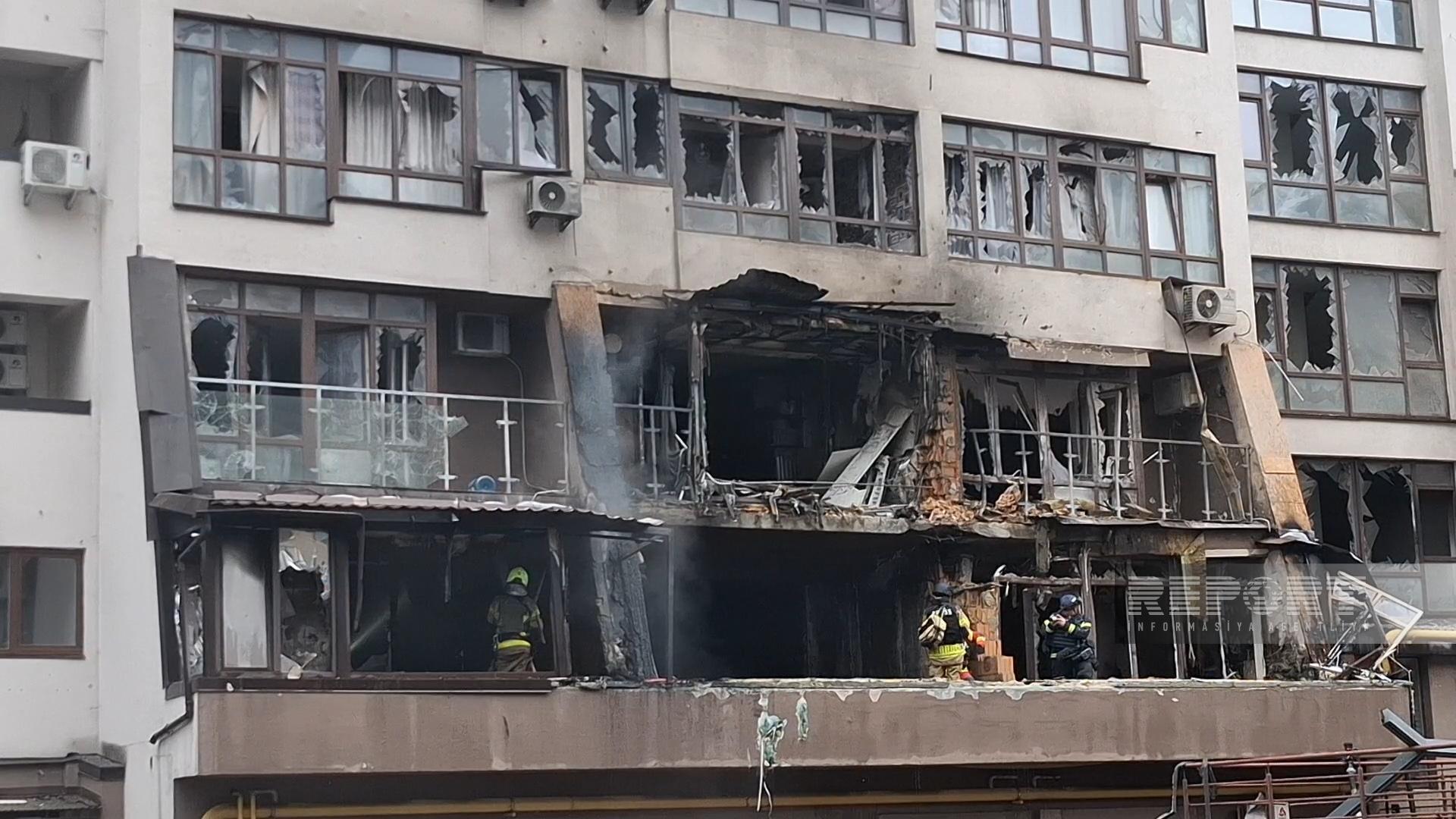 Kiyevdəki səfirliyimizin ətrafı raketlə vuruldu: Ölənlər var (FOTO)