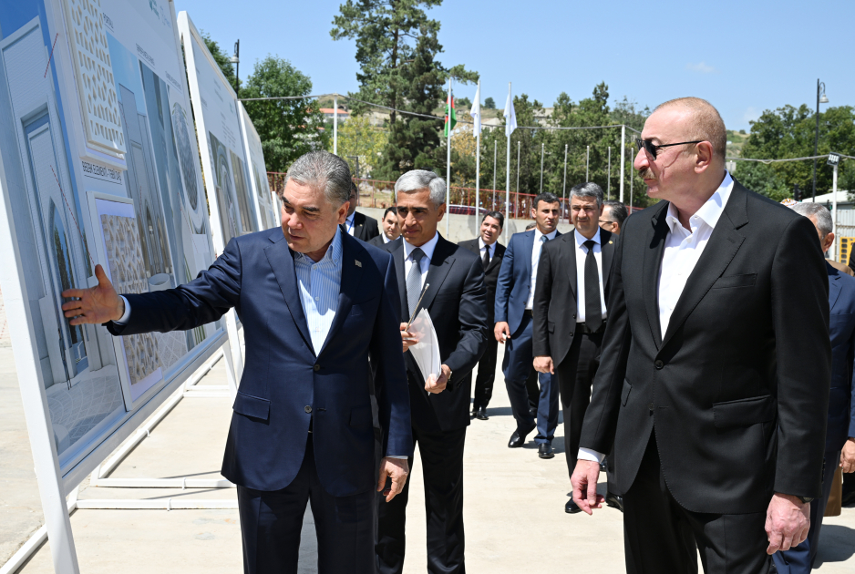 Qurbanqulu Berdiməhəmmədova 