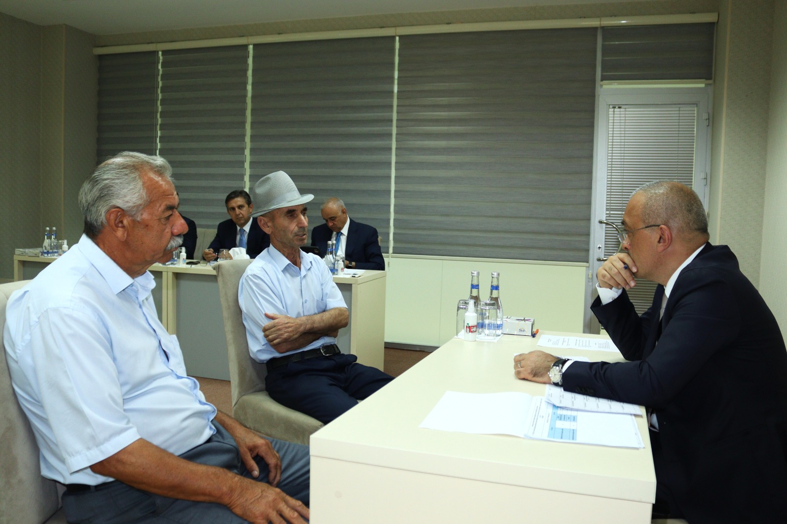 Zaur Mikayılov Beyləqanda vətəndaşlarla görüşdü (FOTO)