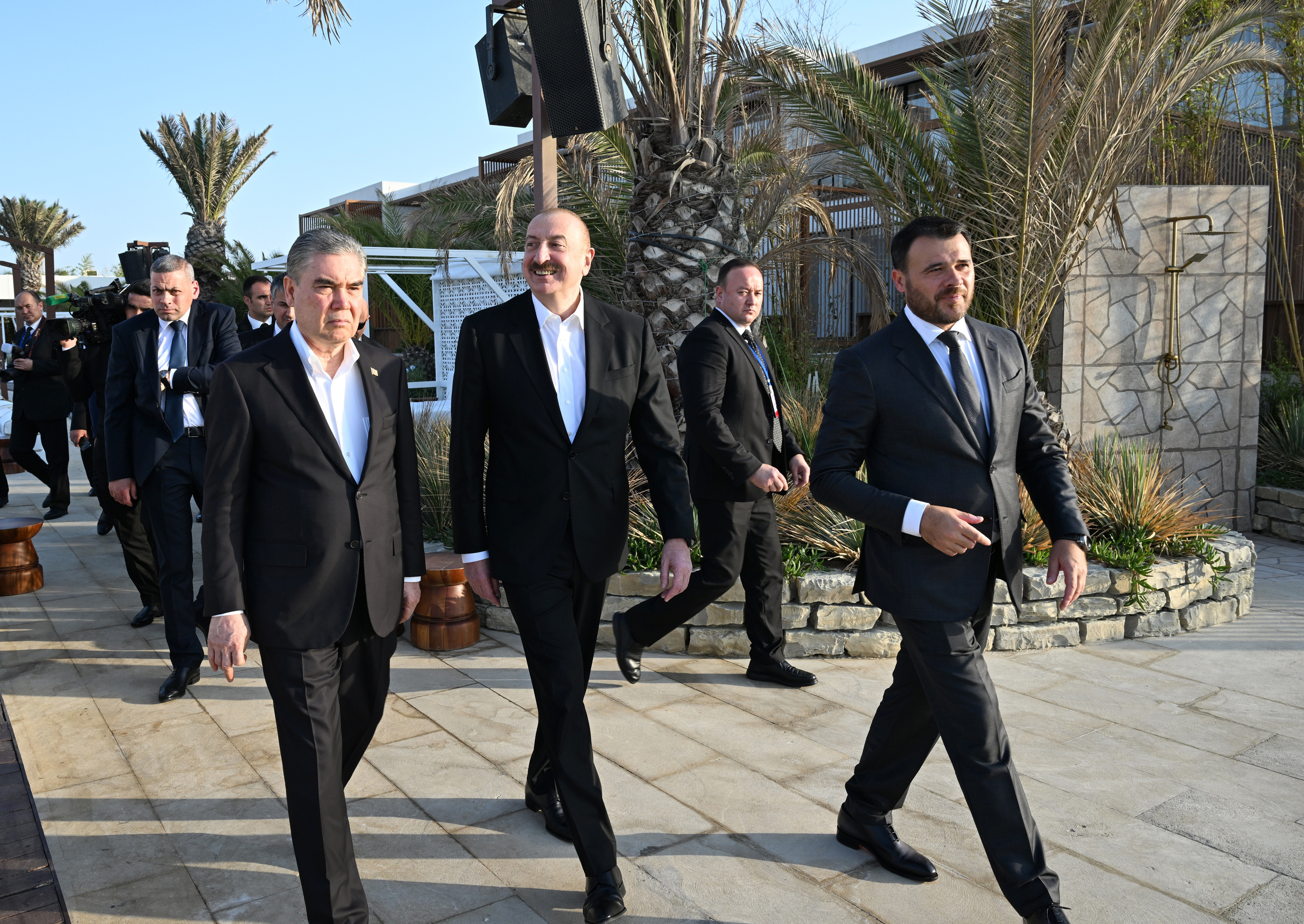 Azərbaycan Prezidenti və Türkmənistan Xalq Məsləhətinin sədri “Sea Breeze”də olublar (FOTO)