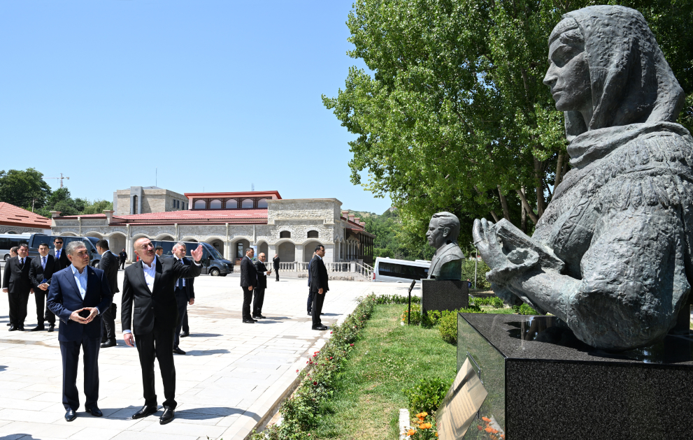 Qurbanqulu Berdiməhəmmədova 