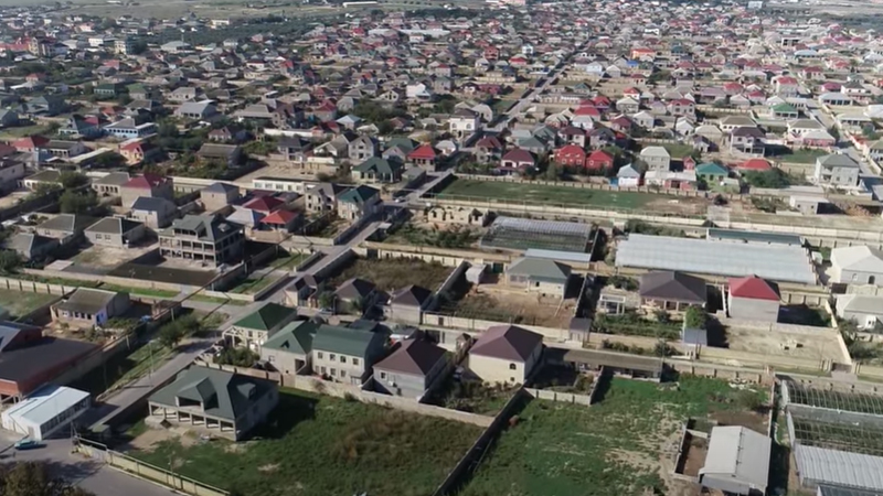 100 minə yaxın daşınmaz əmlaka 