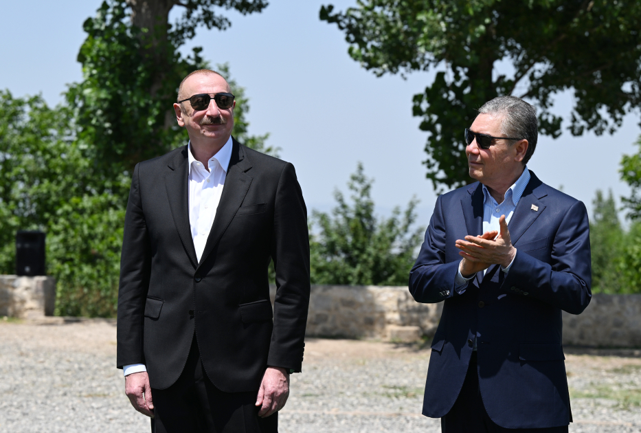 Qurbanqulu Berdiməhəmmədova 