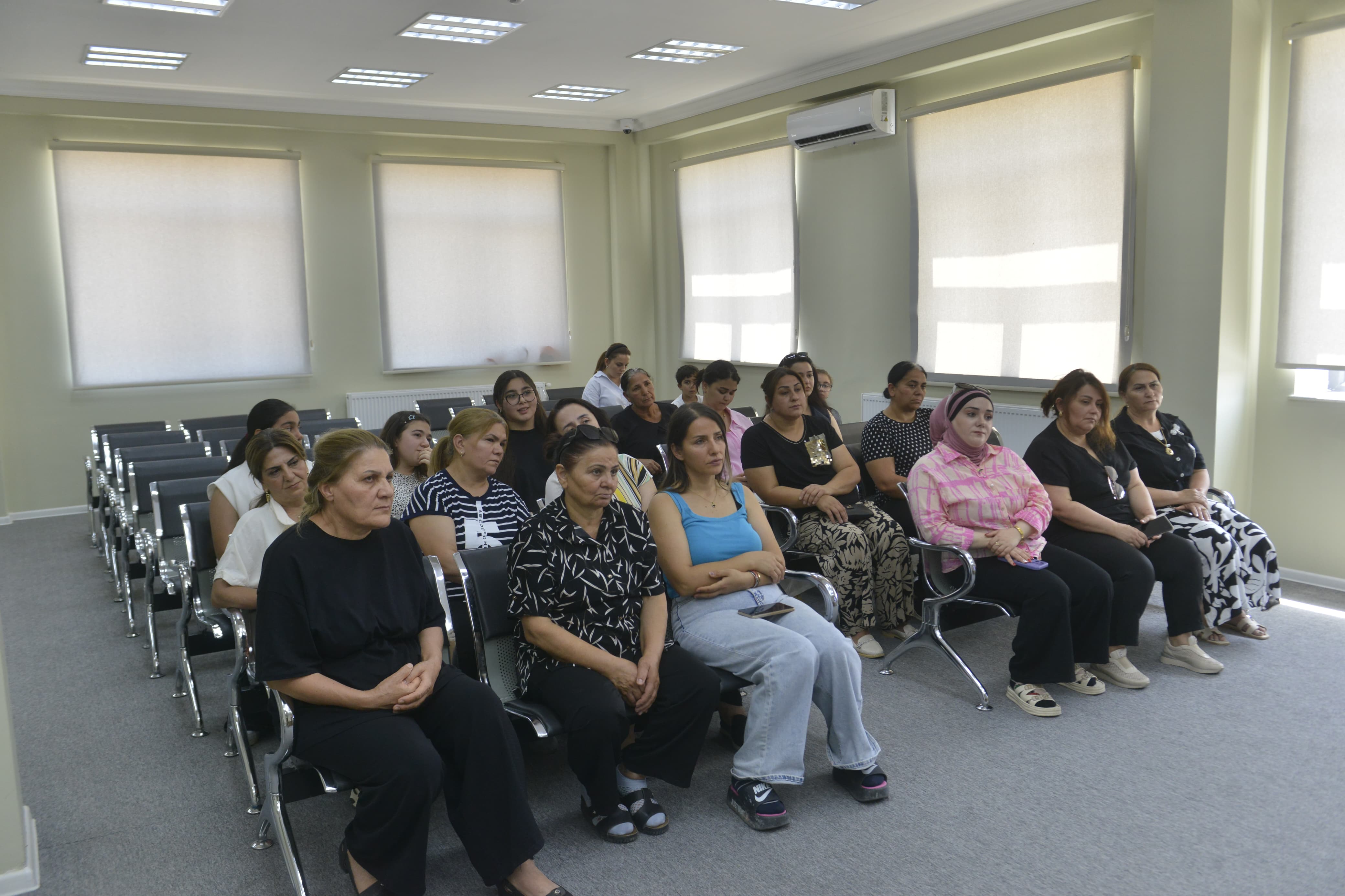 Zəngilanda analar üçün maarifləndirmə və psixoloji dəstək təlimləri keçirildi (FOTO)