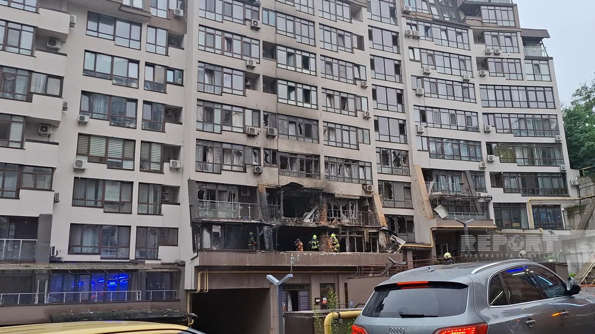 Kiyevdəki səfirliyimizin ətrafı raketlə vuruldu: Ölənlər var (FOTO)