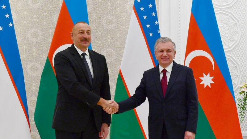 İlham Əliyev Şavkat Mirziyoyevə məktub göndərdi
