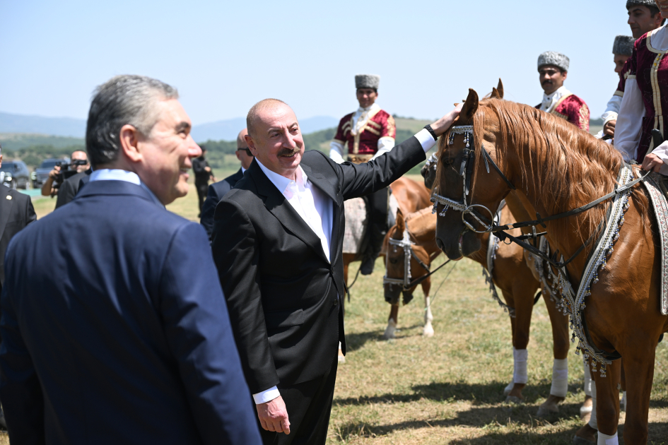 Qurbanqulu Berdiməhəmmədova 