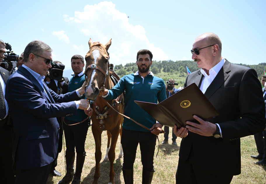 Qurbanqulu Berdiməhəmmədova 