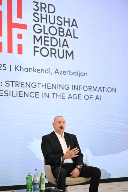 İlham Əliyevin III Şuşa Qlobal Media Forumunun iştirakçıları ilə görüşü oldu (YENİLƏNİB)