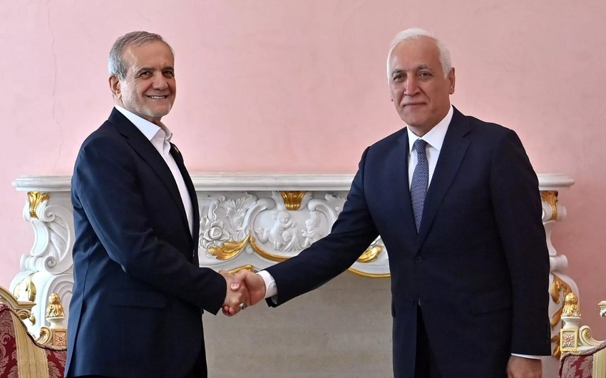 Ermənistan və İran prezidentləri regionda kommunikasiyaların açılmasını müzakirə ediblər
