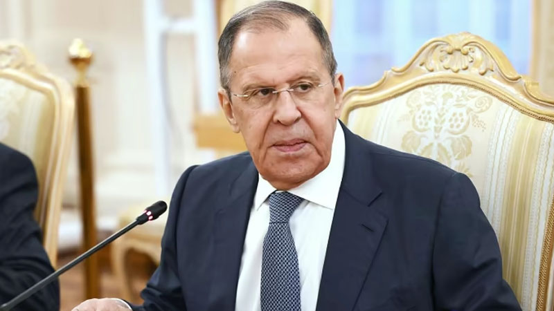 Lavrov Putinin Zelenski ilə hansı şərtlə görüşəcəyini açıqladı