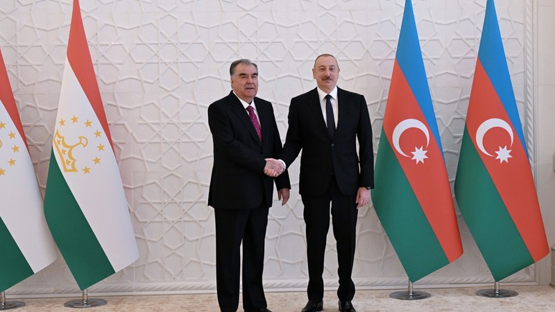 Emoməli Rəhmon İlham Əliyevə məktub göndərdi