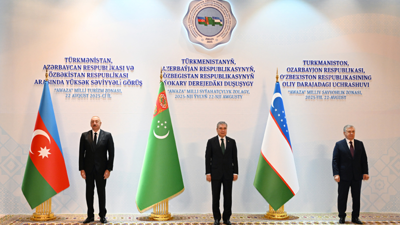 Türkmənistan, Azərbaycan və Özbəkistan arasında yüksəksəviyyəli görüş keçirildi (YENİLƏNİB)