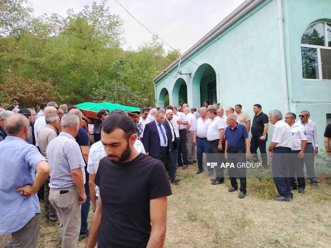 Məmməd İsmayıl dəfn olundu (FOTO)