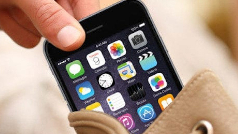 Salyanda şadlıq sarayında oğurluq - Qonaq qonağın telefonunu apardı