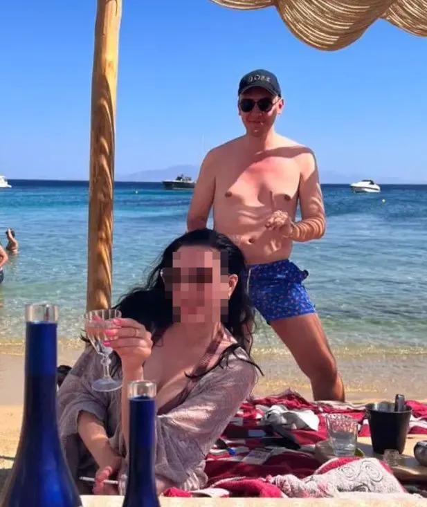 Alman məmur dələduzluq edib arvadına xərclədi - Dəbdəbəli həyatın sonu... (FOTO)