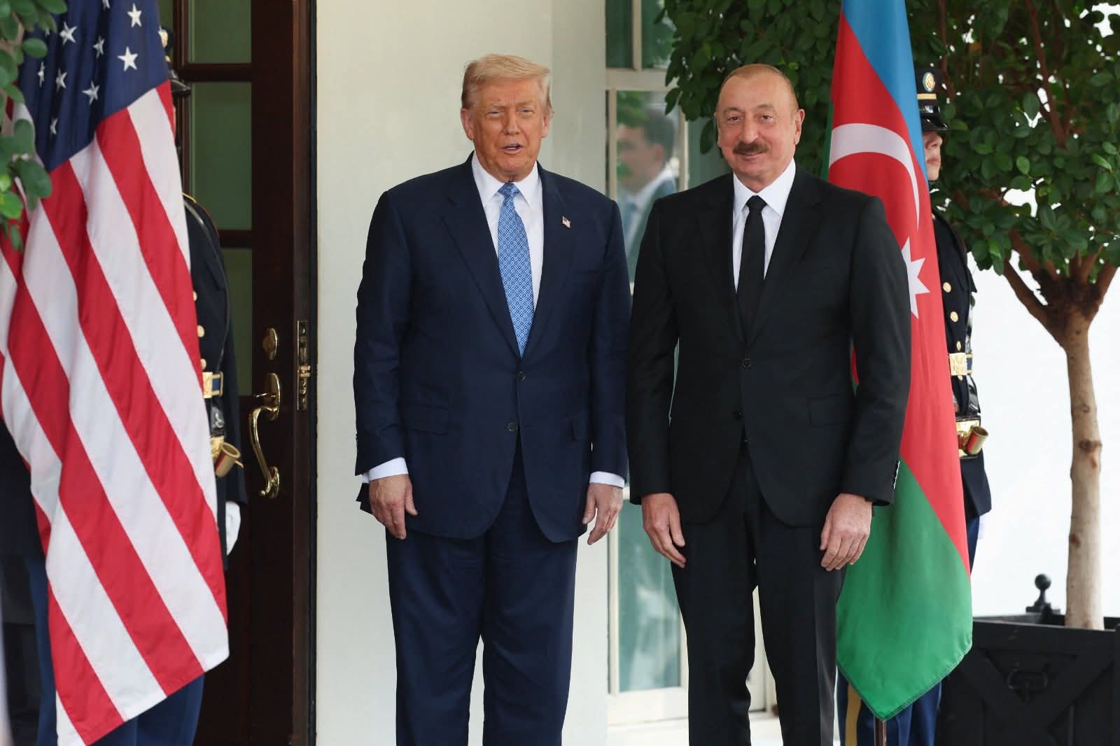 İlham Əliyev Ağ Evdə (FOTO)