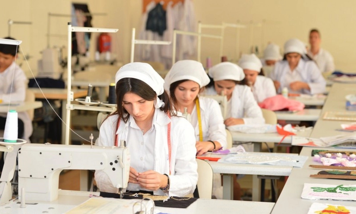 Peşə təhsil müəssisələrinə işə qəbulla bağlı vakansiya seçimi mərhələsinə start verildi