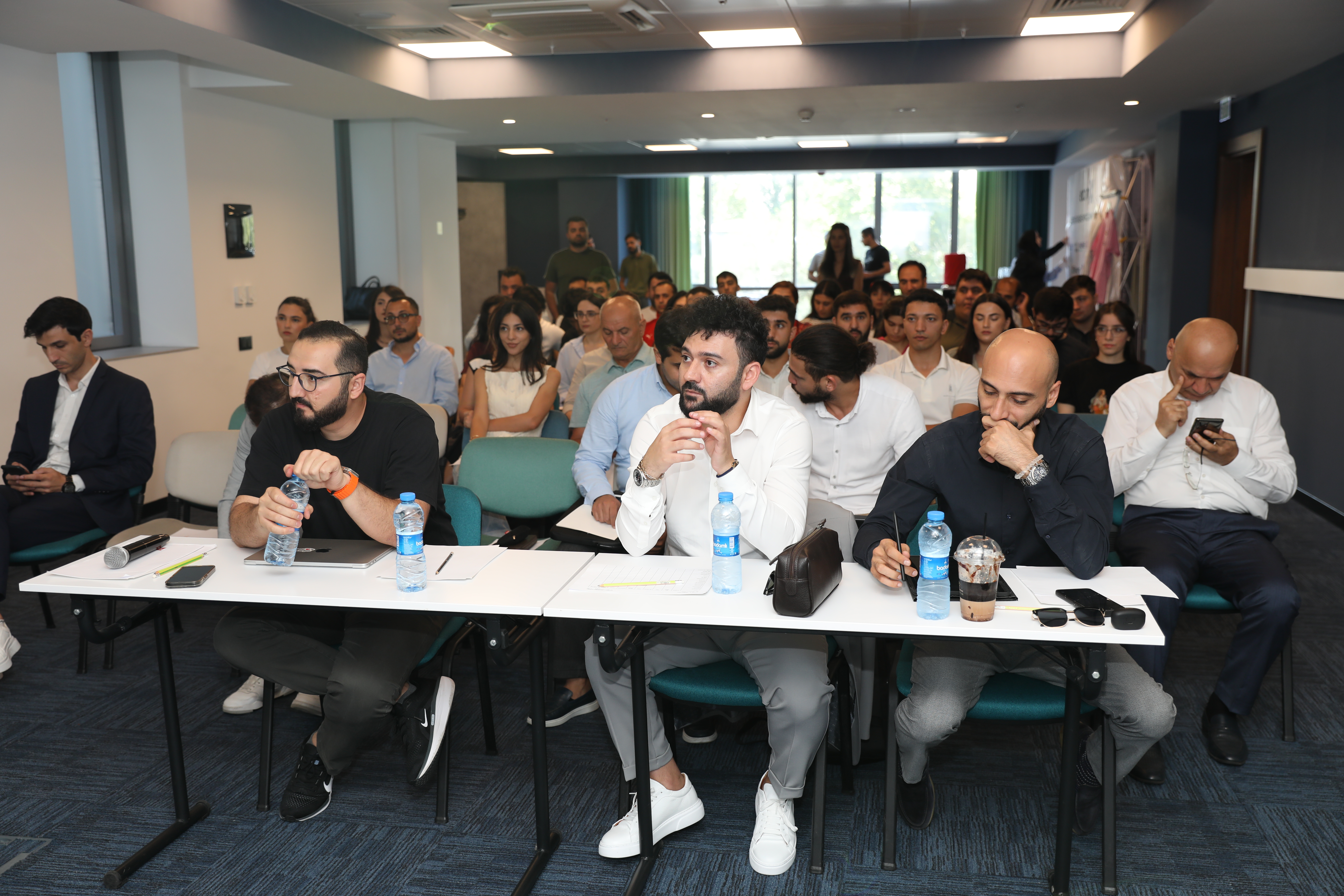 EcomX inkubasiya proqramı Azərbaycan iqtisadiyyatına 15 e-ticarət biznesi qazandırıb
