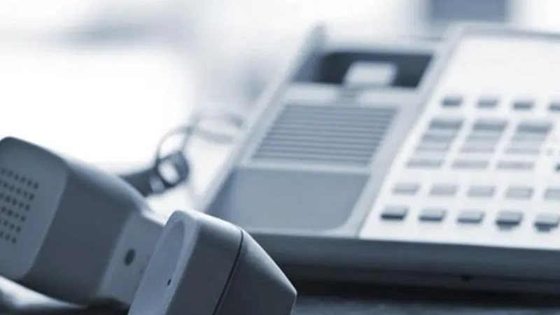 Azərbaycanda evə telefon çəkdirmək 30 manata başa gələcək