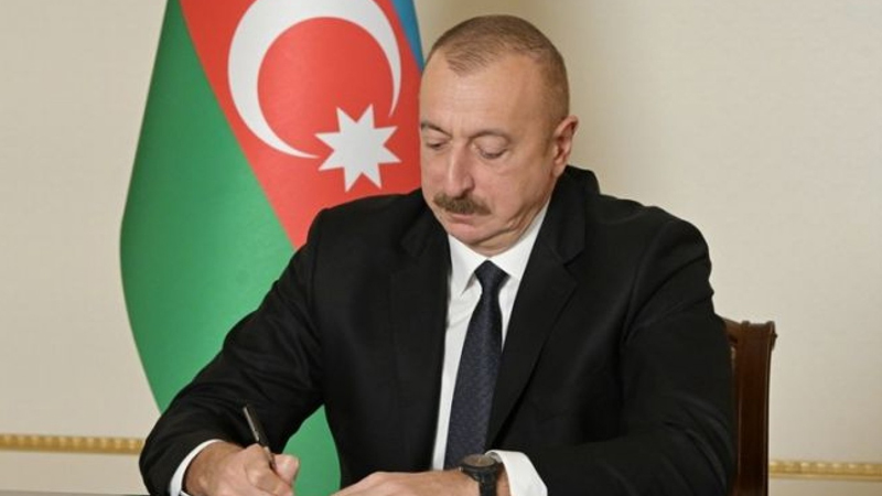 İlham Əliyev və xanımı Elçin Əfəndiyevin vəfatı ilə bağlı nekroloq imzaladı