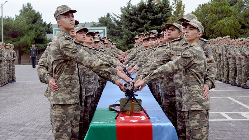 Hərbi xidmətə çağırışla bağlı sərəncam imzalandı