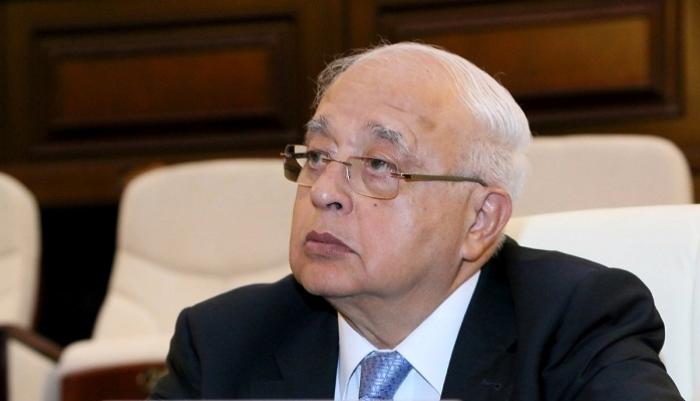 Elçin Əfəndiyev vəfat etdi