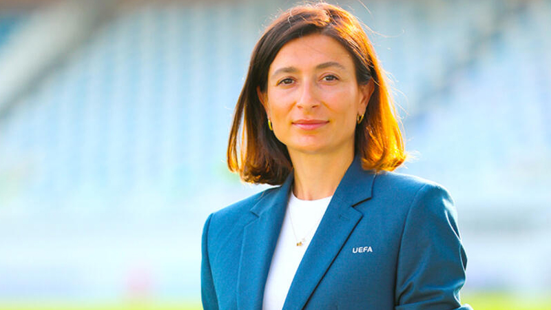 Kifayət Mustafayeva azərbaycanlı futbolçunun komandasının oyununda