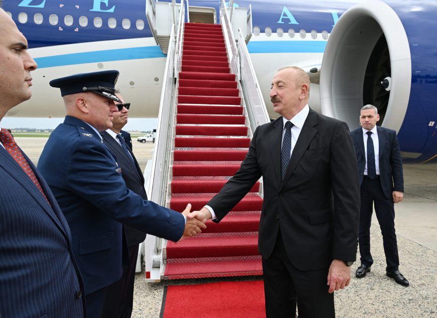İlham Əliyev ABŞ-a işgüzar səfərə yollandı (FOTO)