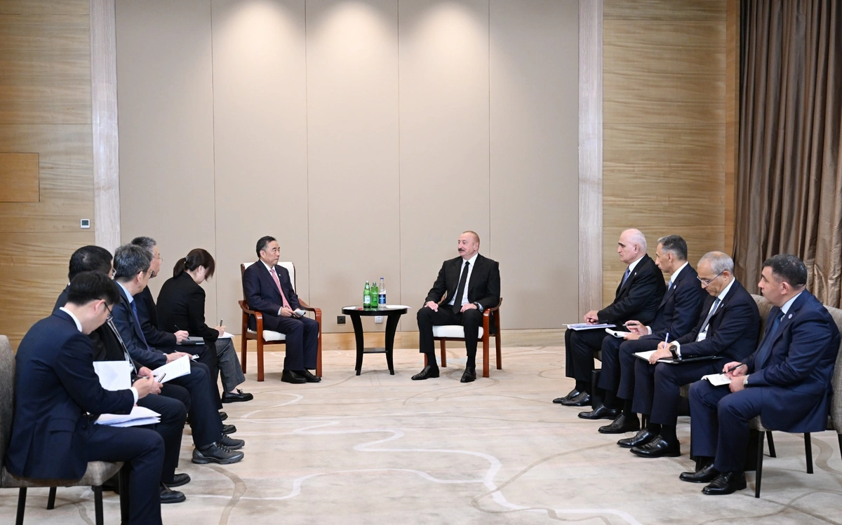 İlham Əliyev Çində görüşlər keçirdi (FOTO)