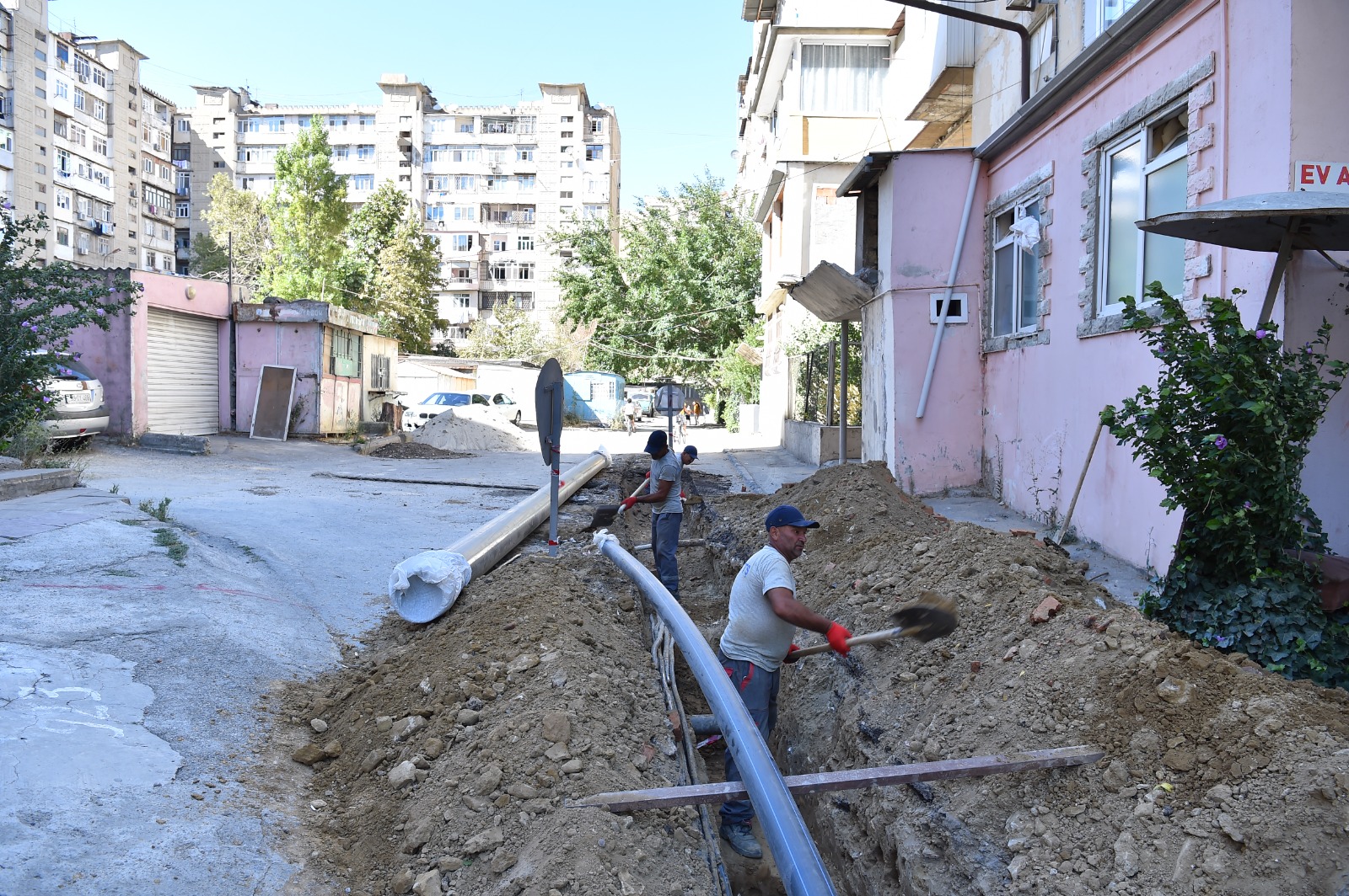 Yasamal rayonunda su təchizatının yaxşılaşdırılması istiqamətində işlər davam edir (FOTO)
