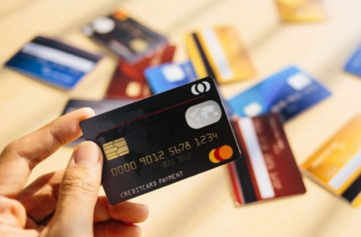 Kredit kartlarına yeni limit: Bazar və istehlakçı necə təsirlənəcək?